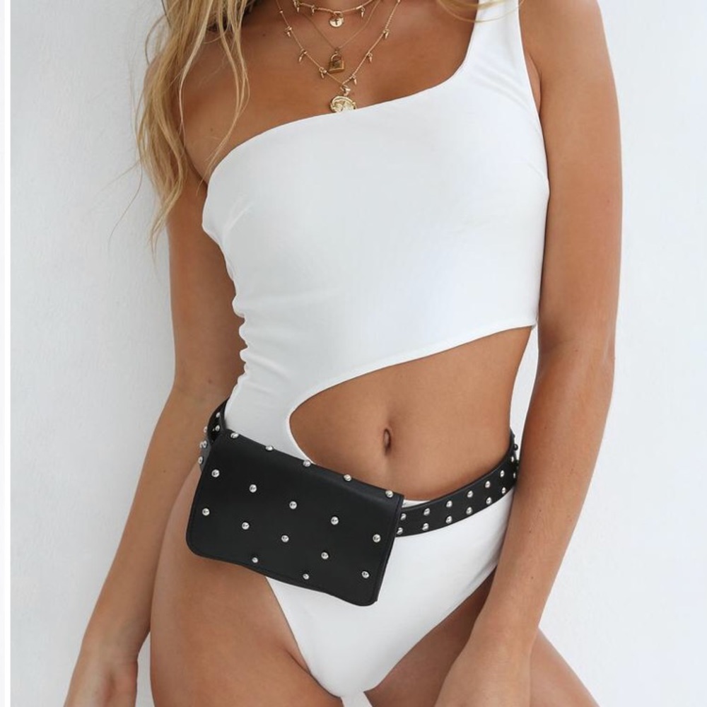 AVA body suit